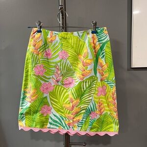 Lilly Pulitzer size 0 mini skirt. Pink and green.